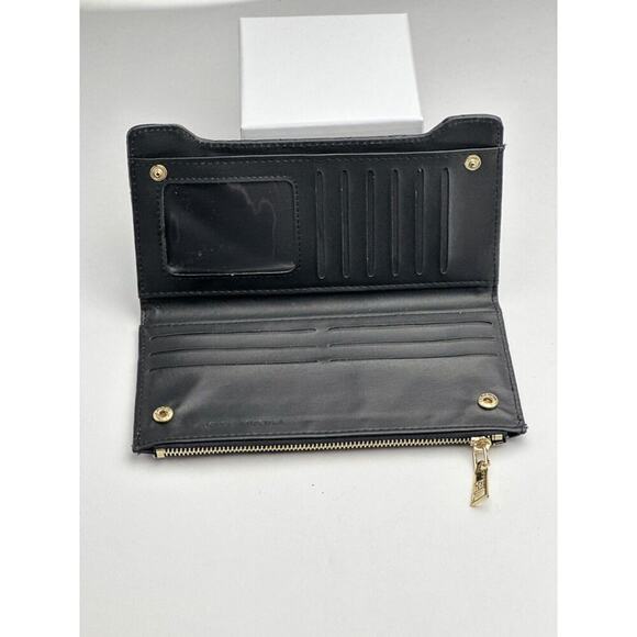 Badgley Mischka Quilted Button Closure Black Wallet Silver logo - Picture 3 of 5